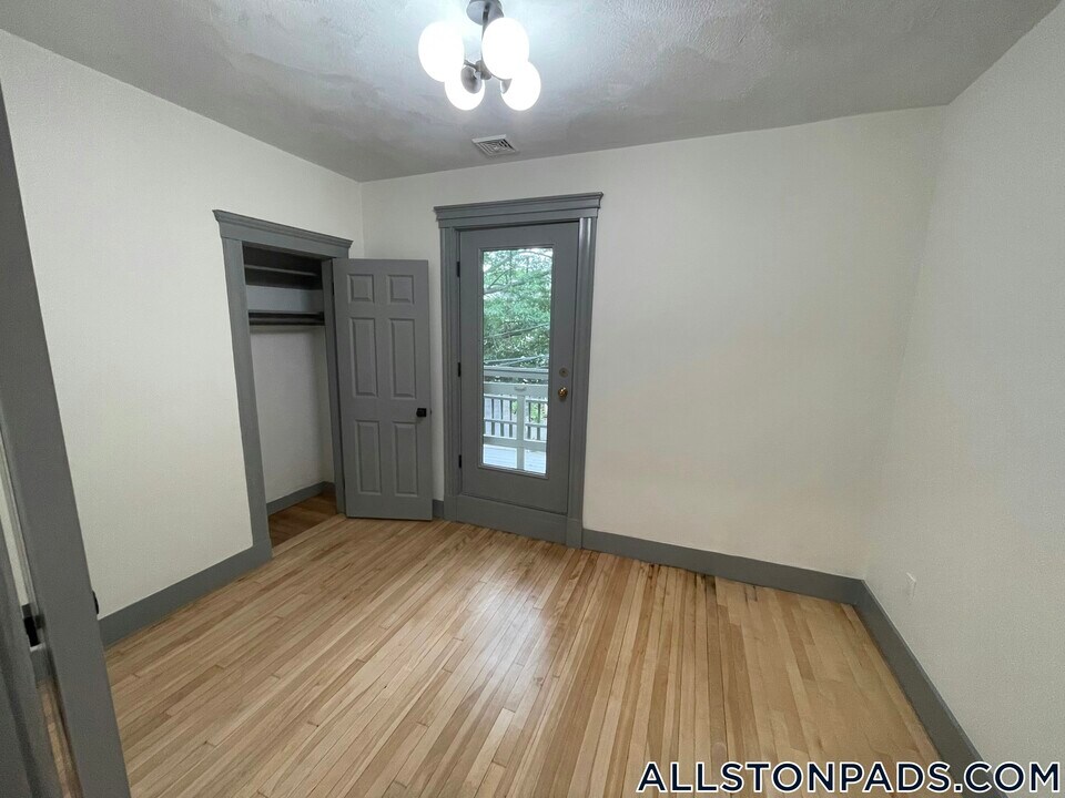 41 Long Ave in Boston, MA - Building Photo