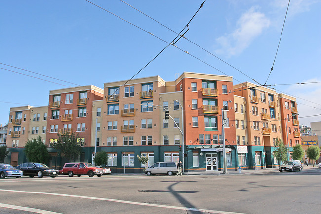 Bernal Gateway Apartments in San Francisco, CA - Building Photo - Other