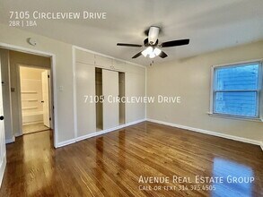 7105 Circleview Dr in St. Louis, MO - Building Photo - Building Photo