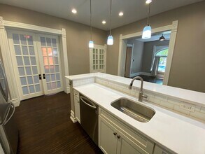 316-318-318 W 7th Ave in Columbus, OH - Building Photo - Building Photo