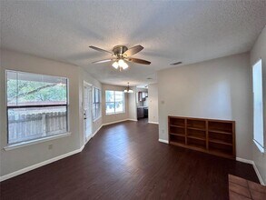 8900 Schick Rd in Austin, TX - Building Photo - Building Photo