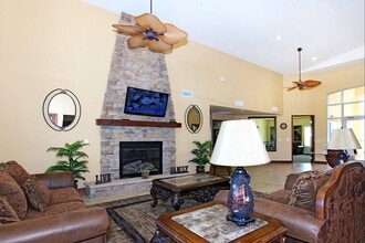 Raintree Apartments in Clovis, NM - Building Photo - Building Photo