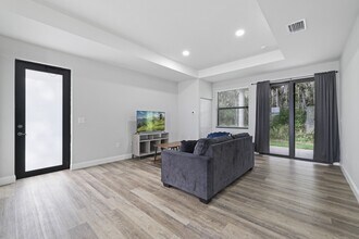 1911 Lorna Ave in Lehigh Acres, FL - Building Photo - Building Photo