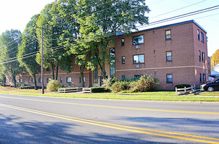 Lexington House Apartments