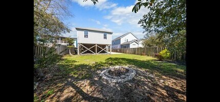 415 Greenville Ave, Unit A in Carolina Beach, NC - Building Photo - Building Photo