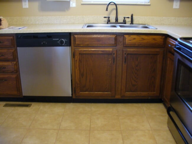 728 Pleasant Valley Rd in Seymour, TN - Foto de edificio - Building Photo