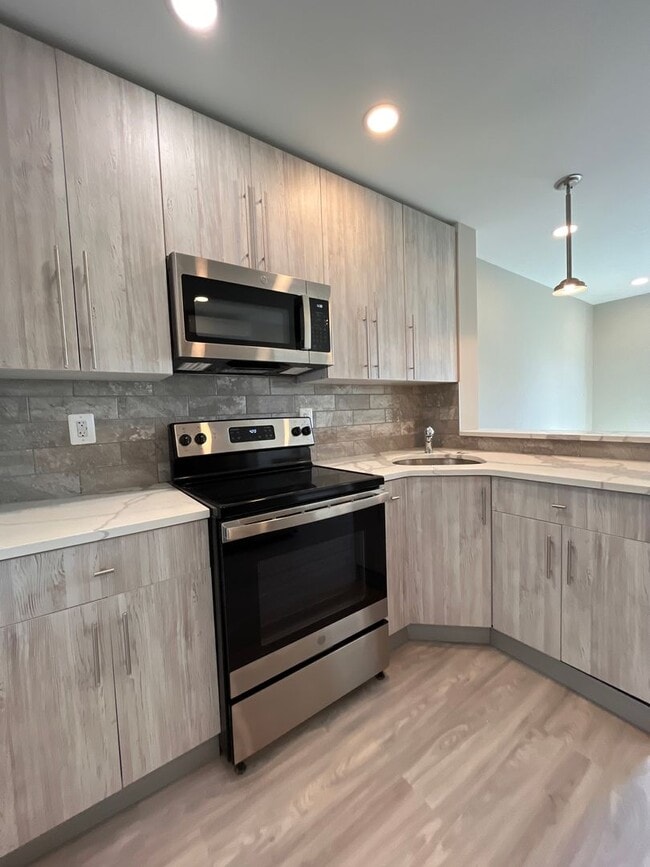 property at 101 S Victoria Ave