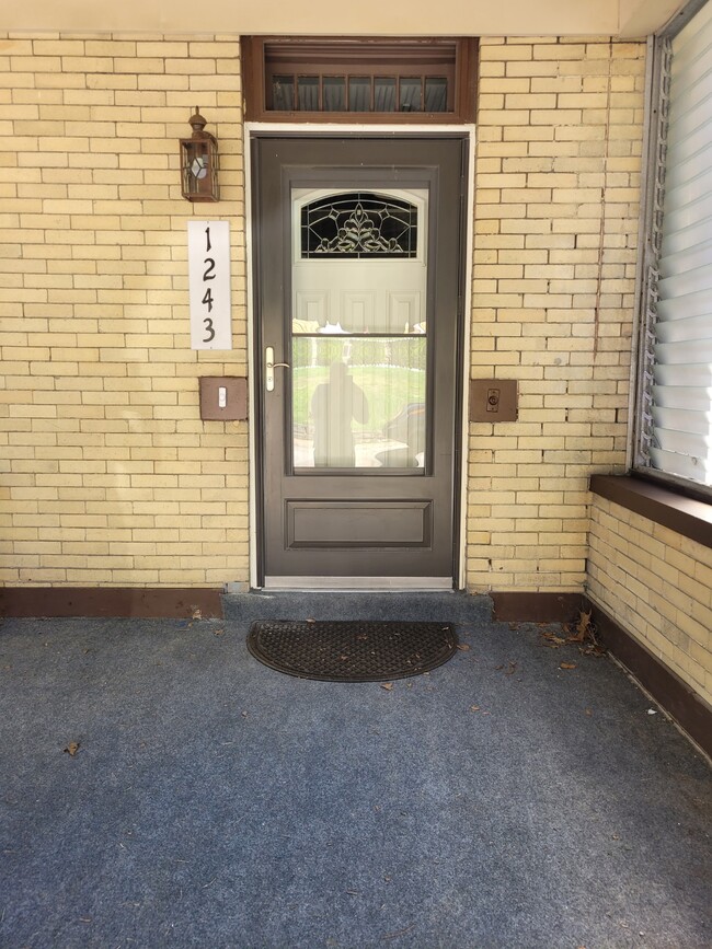 property at 1243 Hillsdale Ave