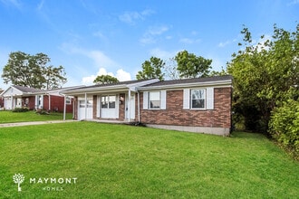 2058 Mistyhill Dr in Cincinnati, OH - Building Photo - Building Photo