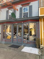 144 Farnsworth Ave, Unit Apt. 3 in Bordentown, NJ - Building Photo