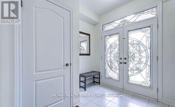 13 Ebury Dr in Brampton, ON - Building Photo - Building Photo