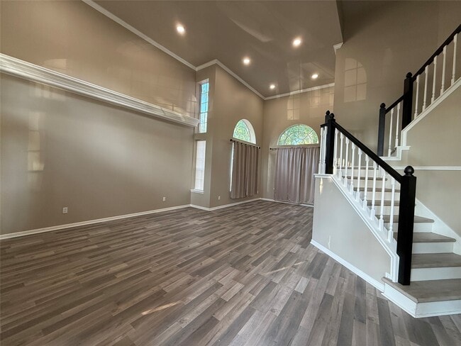 property at 9634 Therrell Dr