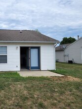 617 Harrison Cir in Dayton, IN - Building Photo - Building Photo