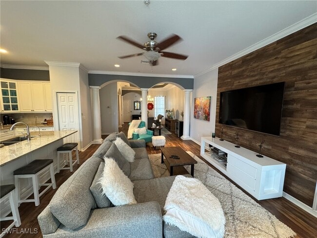 property at 21524 Taft Ct