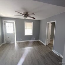407 Pond St in Syracuse, NY - Building Photo - Building Photo