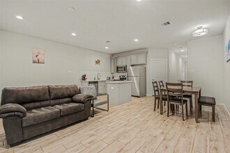 3013 Wilmington St in Houston, TX - Building Photo - Building Photo