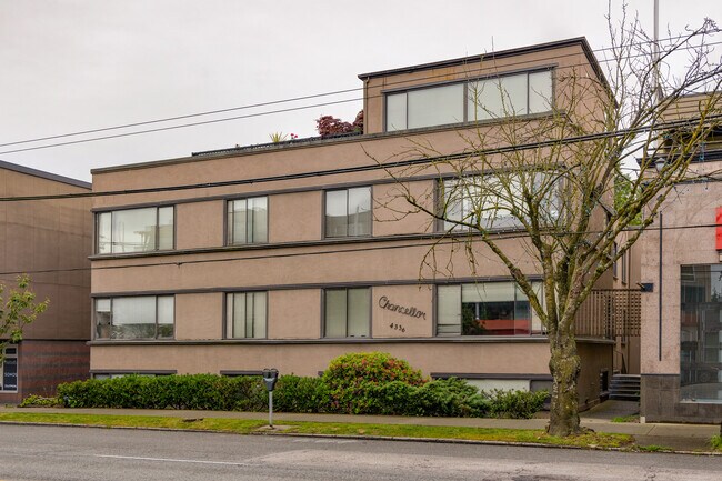 4336 10th Av W in Vancouver, BC - Building Photo - Building Photo