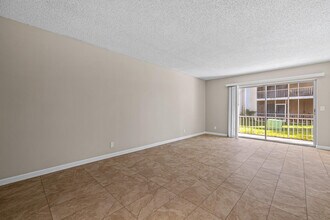 608 NW 13th St in Boca Raton, FL - Building Photo - Building Photo