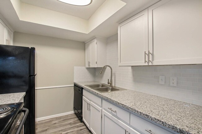 property at 1212 Hampshire Ln