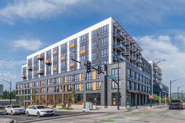 Copal in Bellevue, WA - Foto de edificio - Building Photo