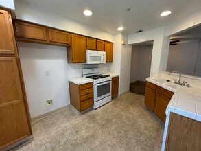 6316 Island Pine Way in San Jose, CA - Building Photo - Building Photo