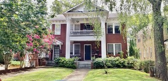 703 Penn Ave NE in Atlanta, GA - Building Photo