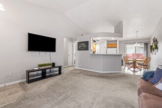 727 W Clark Ave in Nampa, ID - Building Photo - Building Photo