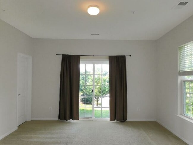 43836 Royal Fern Ln in California, MD - Building Photo - Building Photo