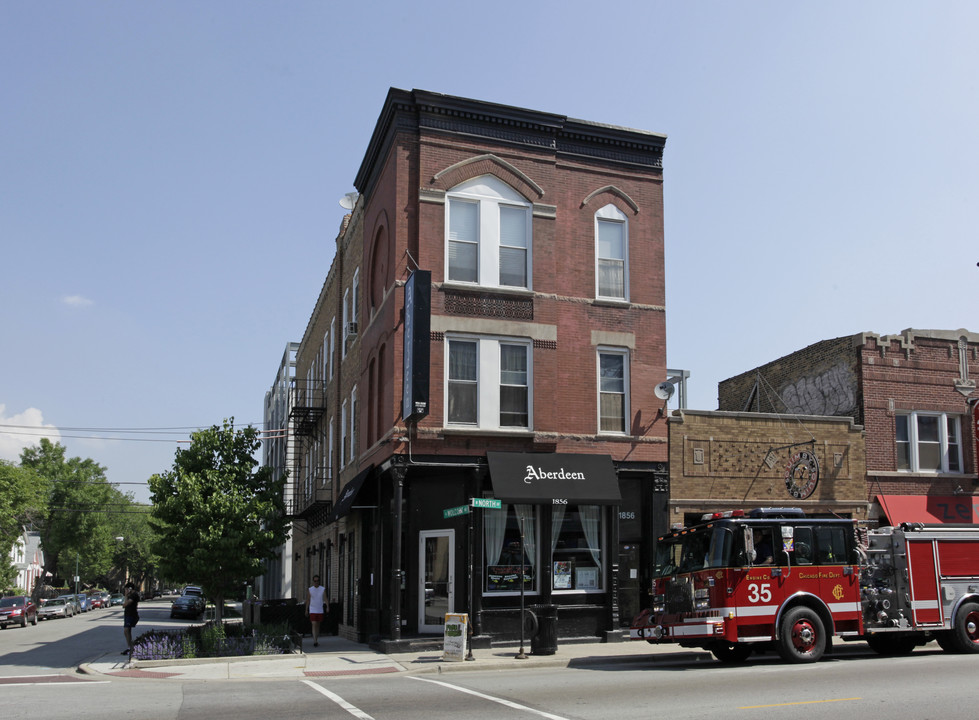 1856 W North Ave in Chicago, IL - Building Photo