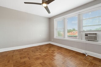 3821 S Kingshighway Blvd in St. Louis, MO - Building Photo - Building Photo