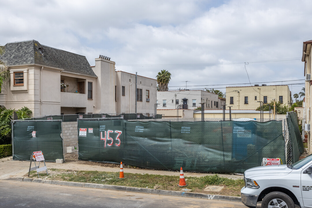 455 N Stanley Ave in Los Angeles, CA - Foto de edificio