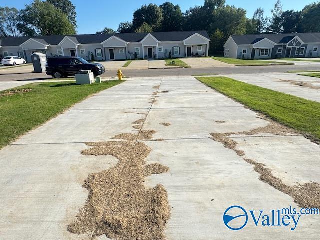 121 Foster Wy Dr in Huntsville, AL - Building Photo - Building Photo