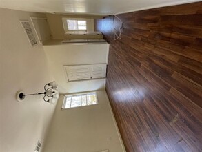 27 Armstrong Ave-Unit -2 in Jersey City, NJ - Building Photo - Building Photo