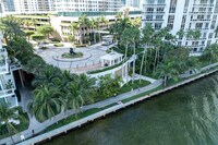 901 Brickell Key in Miami, FL - Foto de edificio - Building Photo