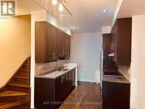 51 Hargrave Ln in Toronto, ON - Building Photo - Building Photo