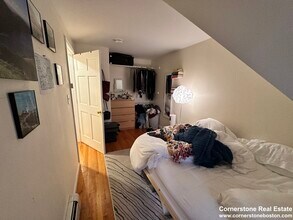 22 Phillips St, Unit M in Boston, MA - Foto de edificio - Building Photo