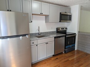 149 Canton St in West Haven, CT - Building Photo - Building Photo