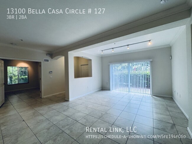 13100 Bella Casa Cir in Ft. Myers, FL - Building Photo - Building Photo