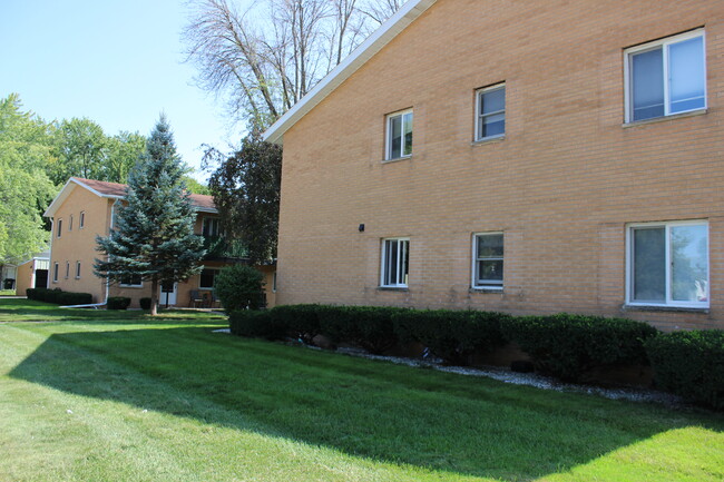 Maple View in Kaukauna, WI - Building Photo - Building Photo