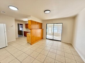 14240 Locust St in Baton Rouge, LA - Building Photo - Building Photo