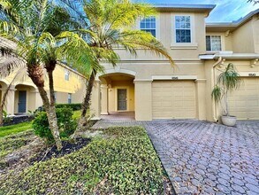 10545 Shady Falls Ct in Riverview, FL - Building Photo - Building Photo