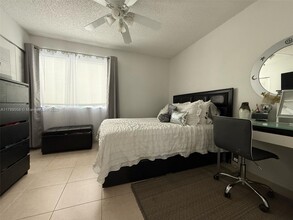 9103 SW 138th Pl in Miami, FL - Building Photo - Building Photo