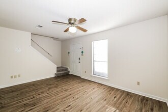 7778 Biloxi Cove in Millington, TN - Building Photo - Building Photo