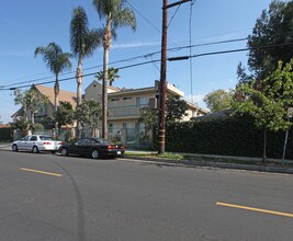 Talmadge Palace Apartments in Los Angeles, CA - Foto de edificio - Building Photo