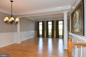 43265 Morven Square in Ashburn, VA - Building Photo - Building Photo