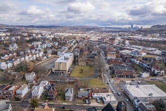 108 Bruce St in Mckees Rocks, PA - Building Photo - Building Photo