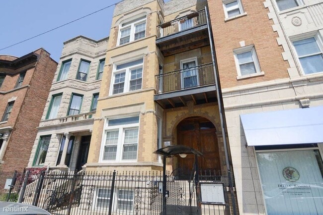 3044 W North Ave, Unit B