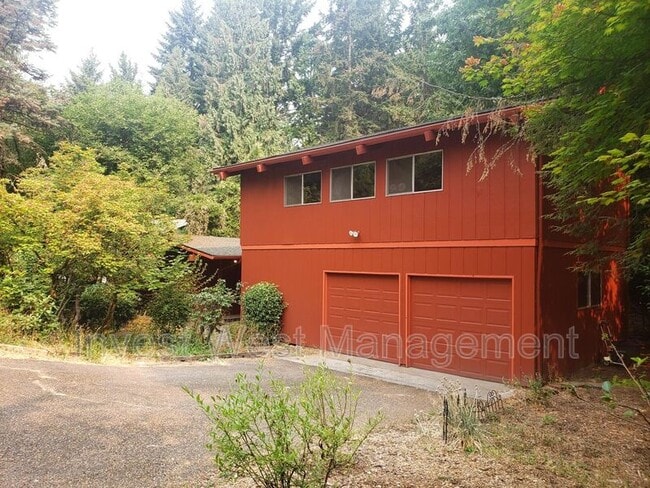 5916 NW Bernie Dr in Vancouver, WA - Building Photo - Building Photo