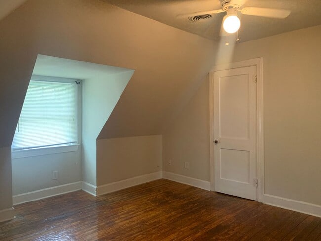 property at 424 E Maxwell St