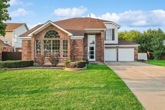 6440 Knoll Ridge Dr in Dallas, TX - Building Photo - Building Photo
